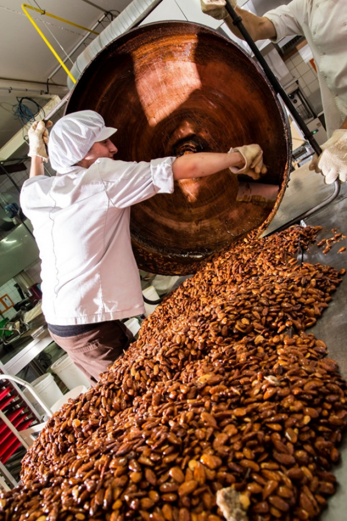 Les visites devraient rouvrir en septembre, où l’on découvrira le processus de fabrication des chocolats, des caramels et des pâtes de fruits. ©Mon Pari Gourmand