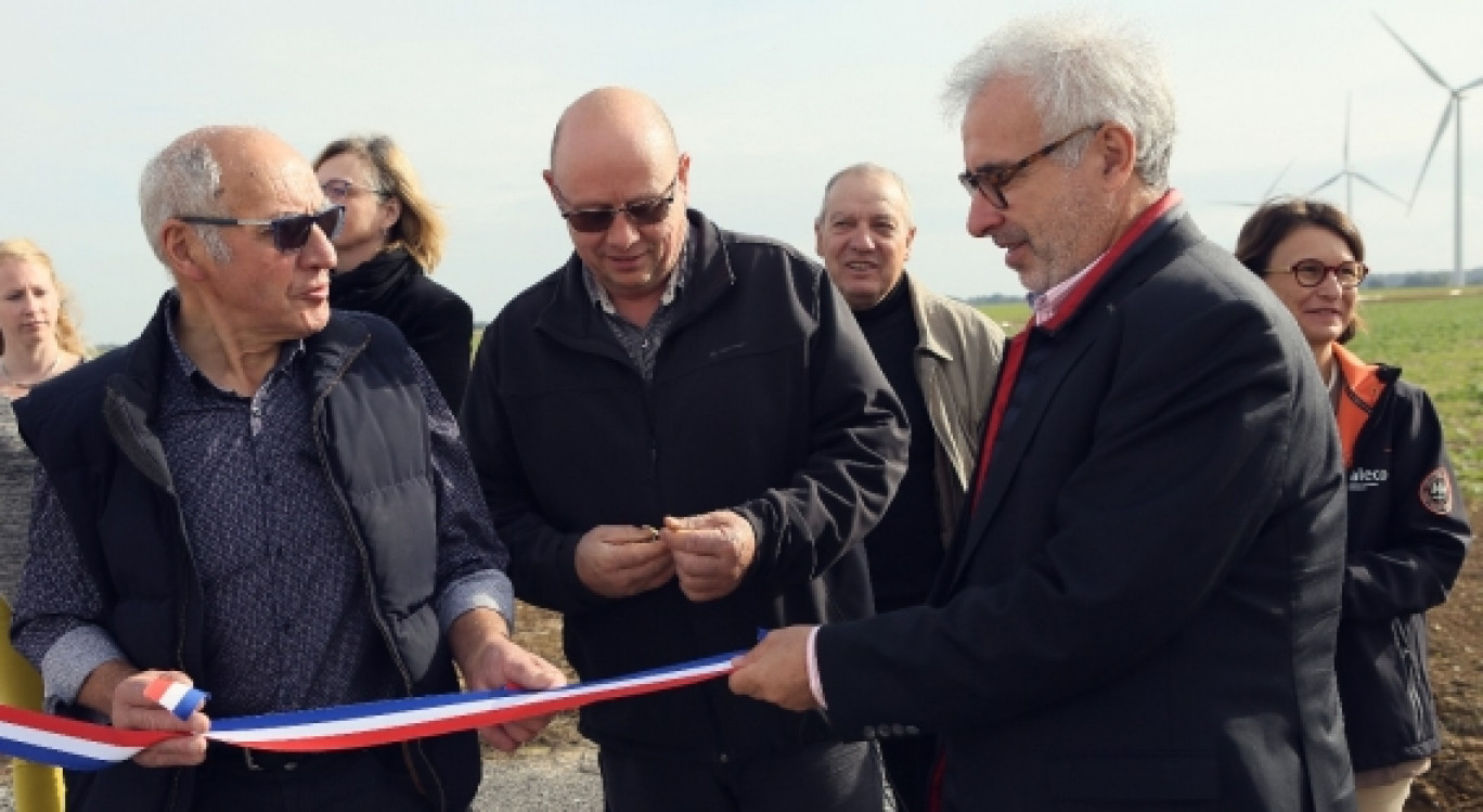 Le parc éolien a été inauguré par le maire de Sommeraux et de nombreux élux locaux.(c)Valeco