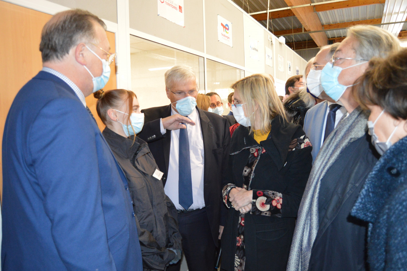 La ministre chargée de l'Industrie, Agnès Pannier-Runacher en visite à O'Tech Oise.