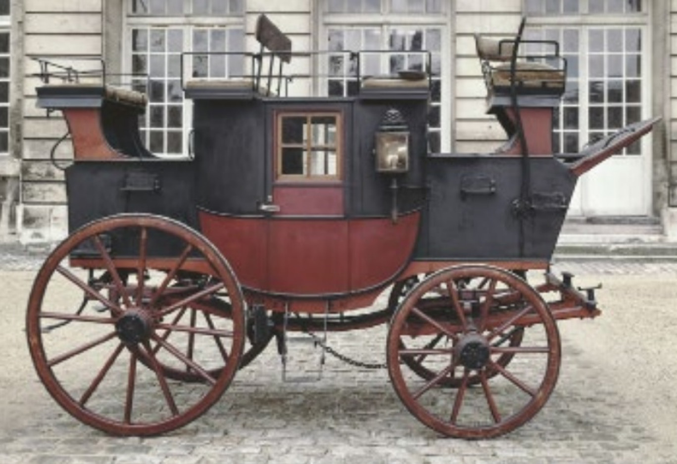 Mühlbacher Private Road Coach Paris, vers 1880-1890 Château de Compiègne, Musée national de la voiture.© Rmn - Grand Palais (domaine de Compiègne).