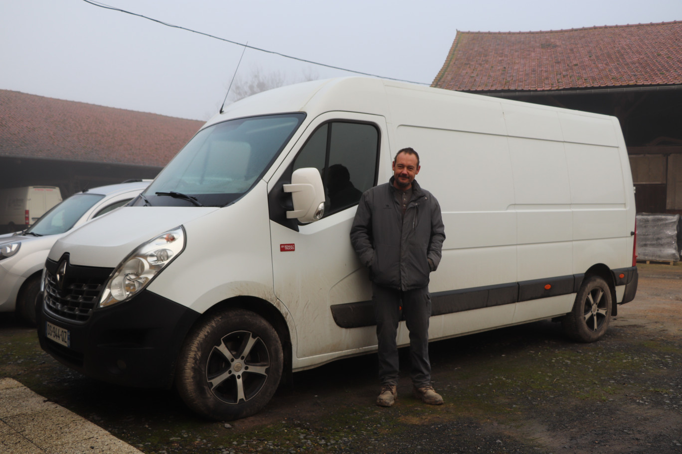 Ancien maréchal ferrant, Yann Rhit s'est reconverti dans le transport express. 