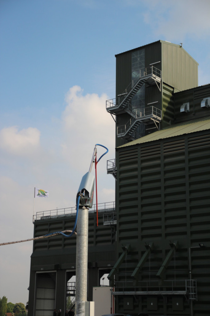 Le silo de Hautvilliers-Ouville, près d'Abbeville, un des sites de collecte de grains de Noriap. (c)Aletheia Press/ B.Delabre