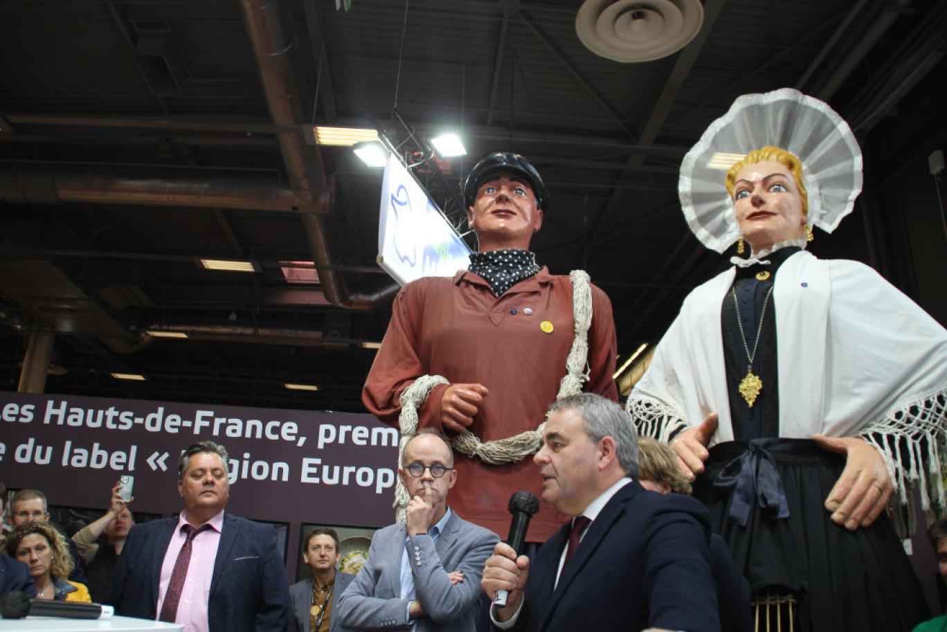 Olivier Leprêtre, président du Comité régional des pêches maritimes, Olivier Dauger, président de la Chambre régionale d’agriculture des Hauts-de-France, Xavier Bertrand président de la région Hauts-de-France.