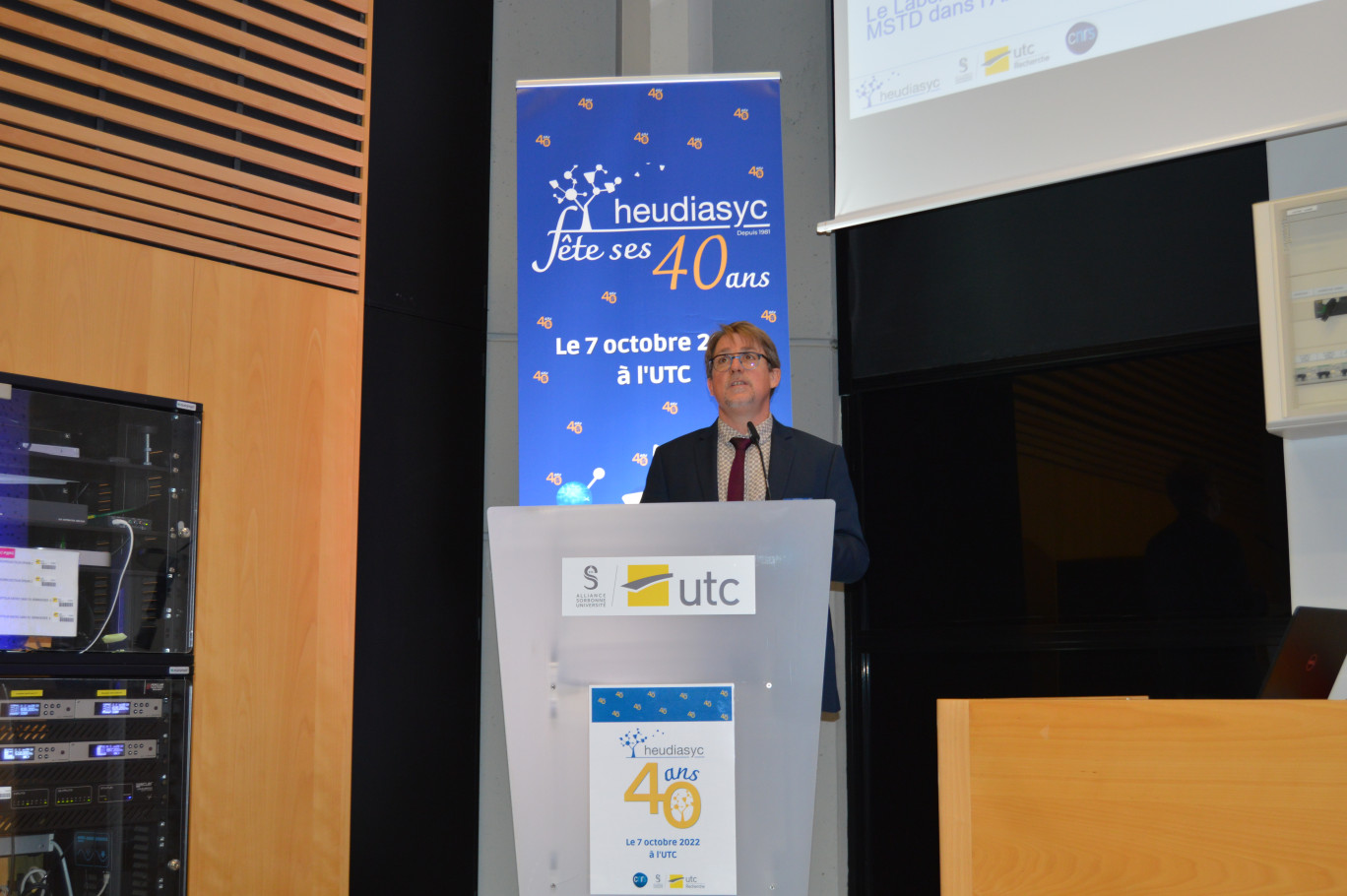 Philippe Bonnifait, l'actuel directeur du laboratoire, a célébré l'anniversaire. (c)DR