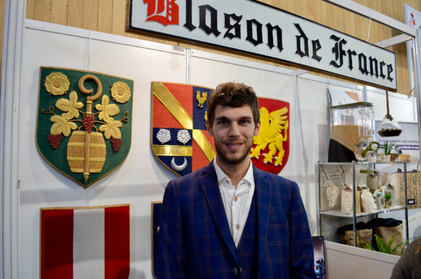 Blason de France, l’atelier de Emmanuel Boën, est installé à Chevrières. (©Aletheia Press  / Chiara De Martino)