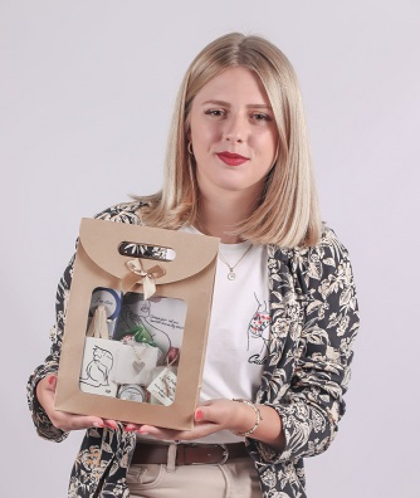 À 22 ans, Laurine Batut a créé la box artisans de l’Oise afin de promouvoir l’artisanat local. (© Laurine Batut)