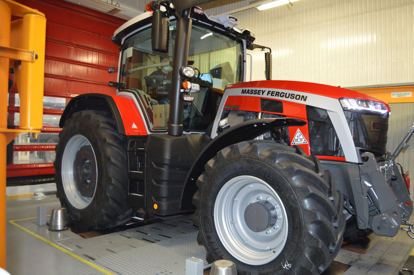 Le nouveau tracteur dernière génération MF8S d'AGCO, lancé en 2020, ancre AGGO dans une nouvelle ère. (c)VK