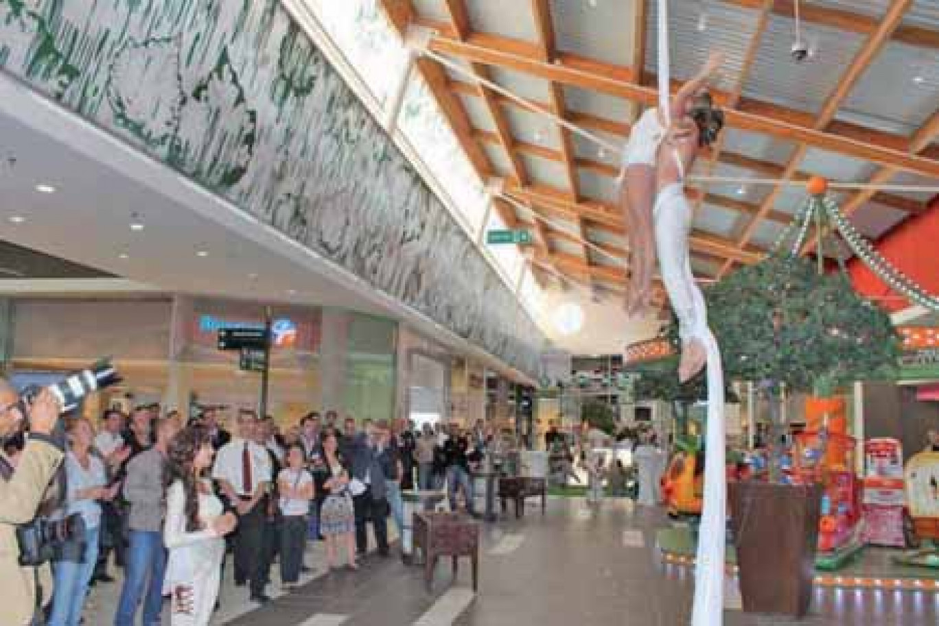 Une galerie commerciale new look bâtie selon les nouvelles règles environnementales.