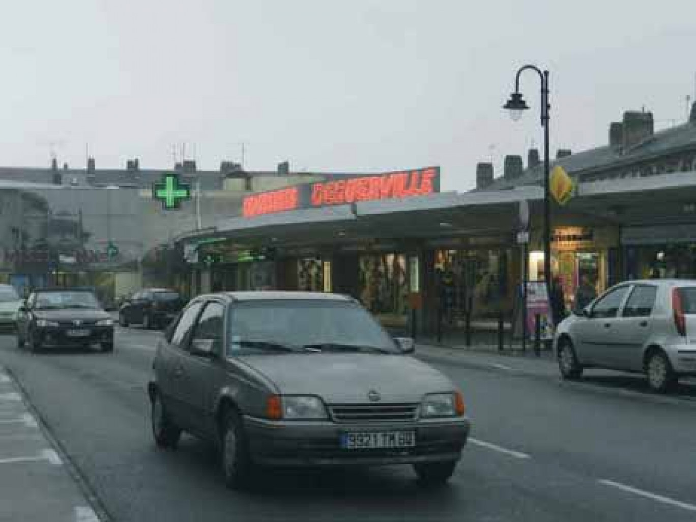 Le centre-ville d'Abbeville compte actuellement 534 commerces traditionnels de moins de 300 m2.