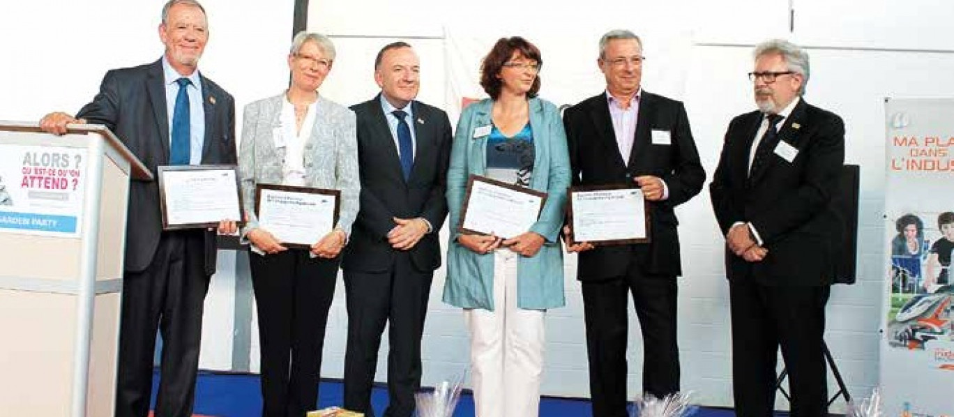 Pierre Gattaz a participé à la garden party. 