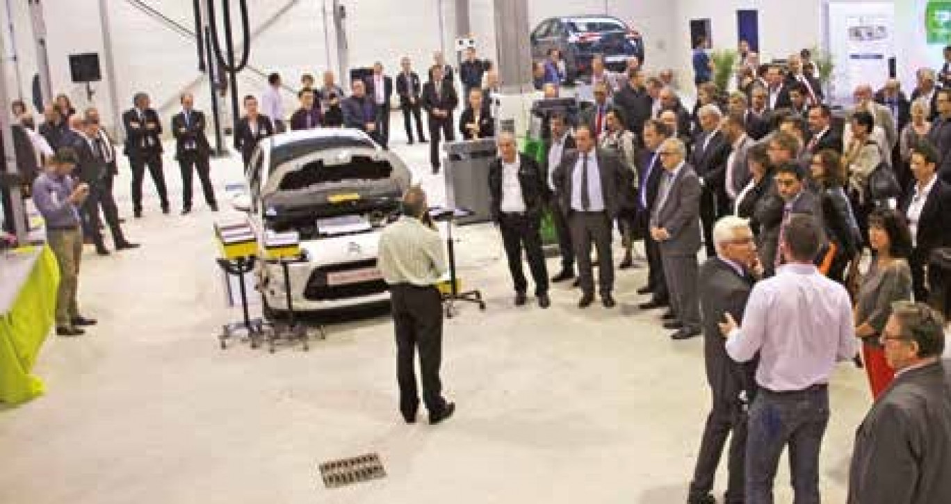 L'atelier automobile du CFA est adapté aux évolutions technologiques de ce secteur. 