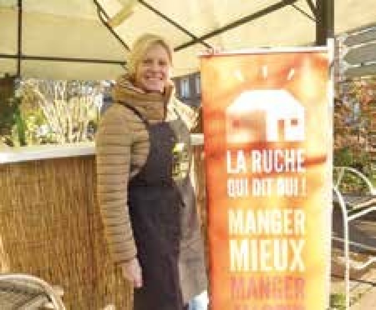 Dominique Clinkemaillie a installé sa ruche à côté du Kiosque à Beauvais, au cœur de la ville.