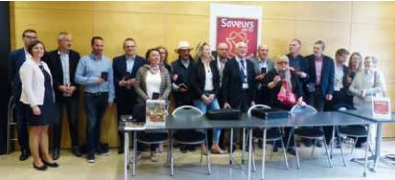 Les membres de Saveurs en’Or présents lors de la conférence avec au centre Jean-Marie Raoult, âme fondatrice de la marque régionale et président de Saveurs en’Or.