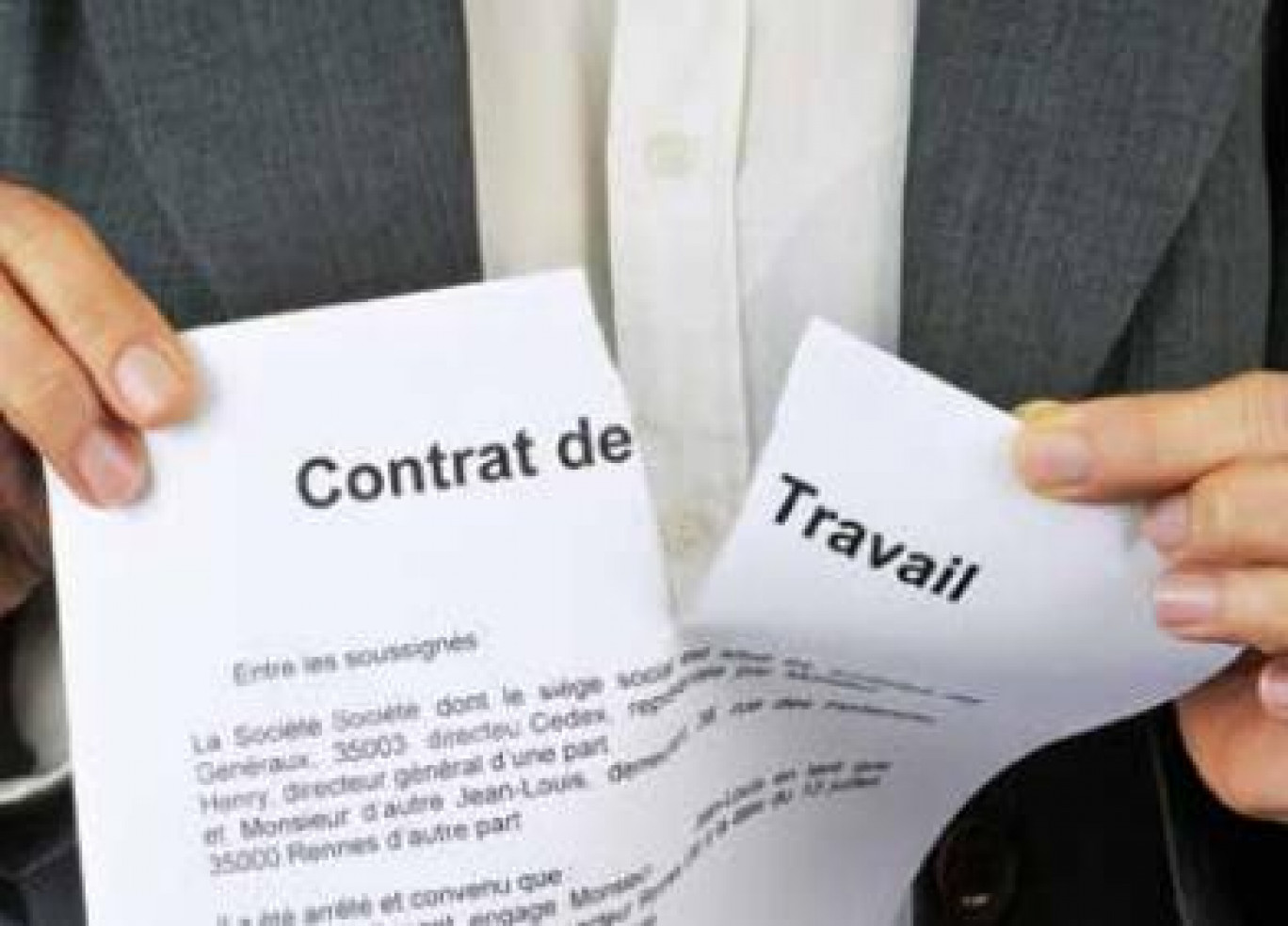 L’administration dispose d’un délai de 15 jours
à compter de la réception de l’accord collectif
pour valider la décision de l’employeur.